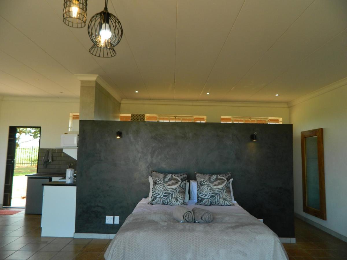Dewdrop Farm Stay Ermelo Exterior foto