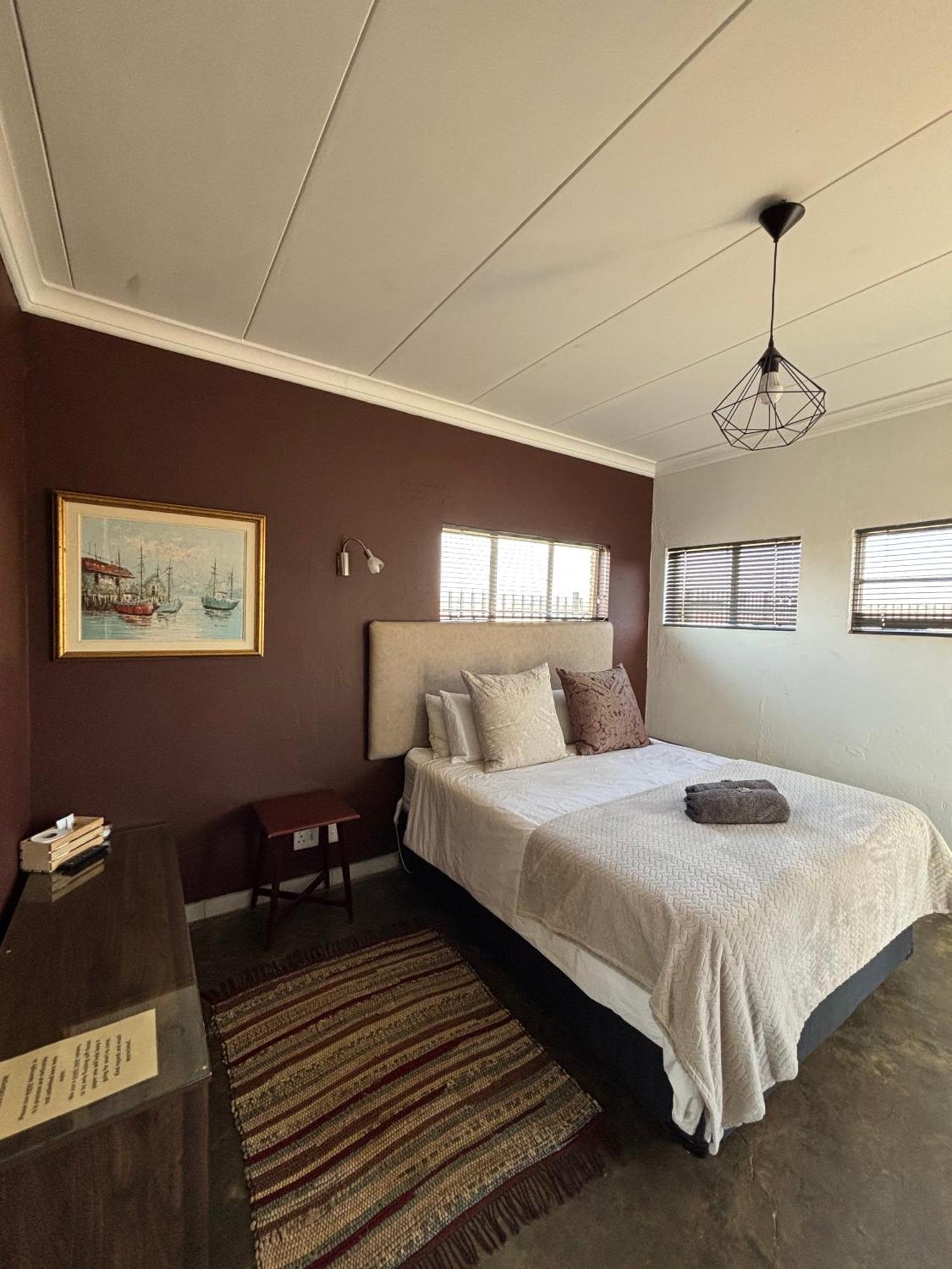 Dewdrop Farm Stay Ermelo Exterior foto