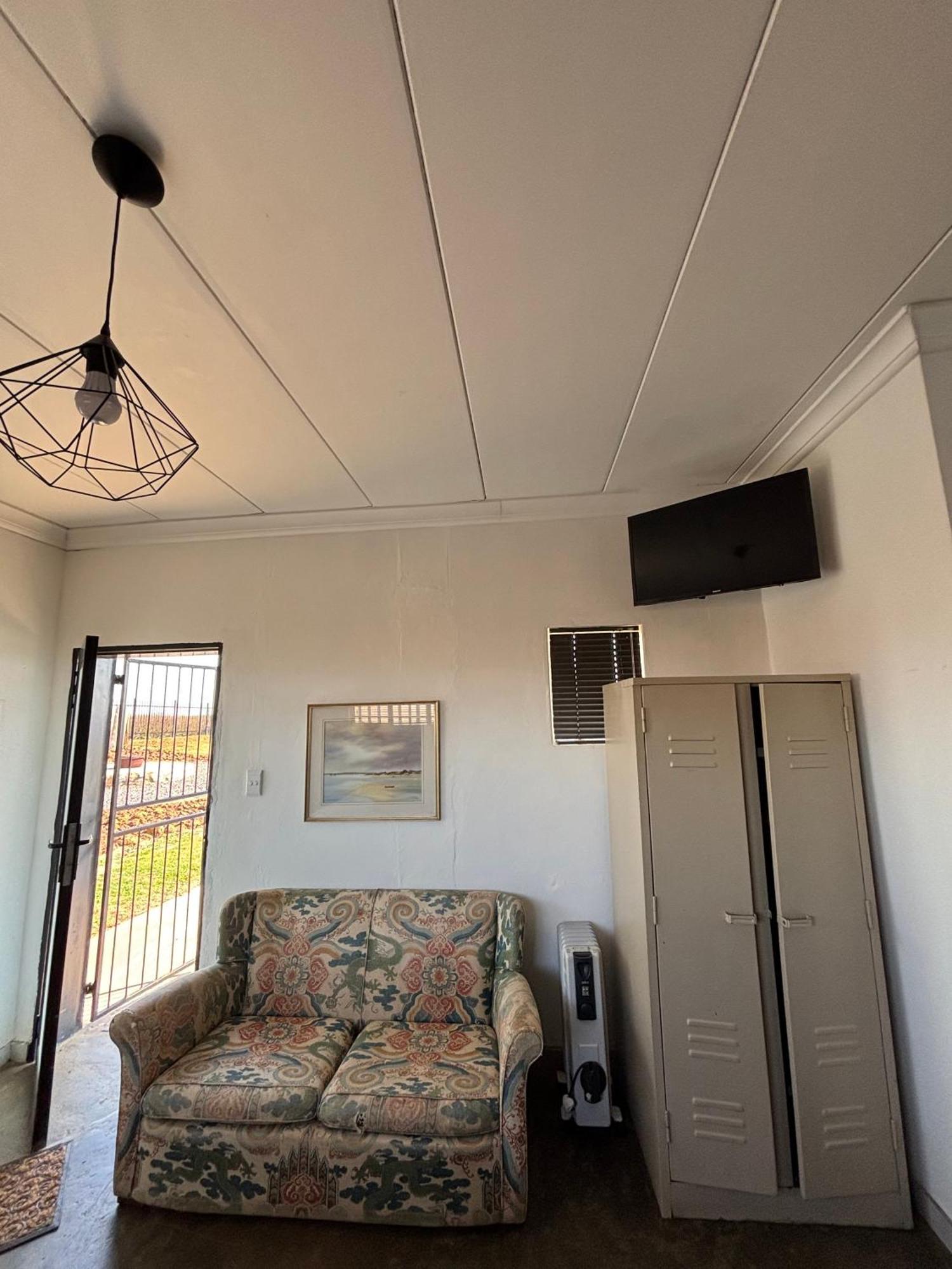 Dewdrop Farm Stay Ermelo Exterior foto